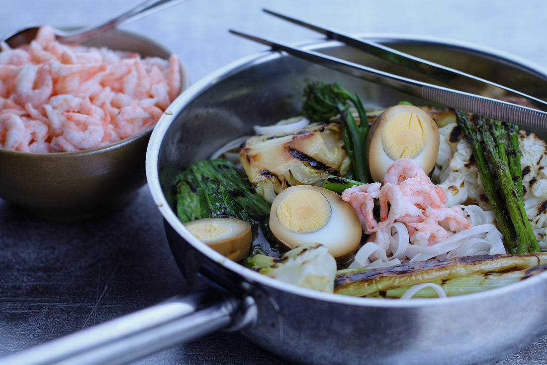 Large hand-peeled shrimp